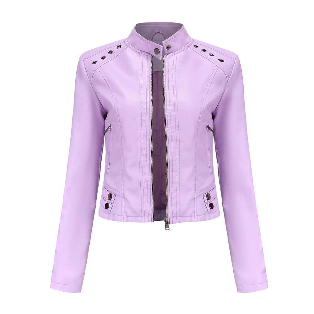Veste Courte Cloutée en Similicuir – Col Montant & Coupe Slim