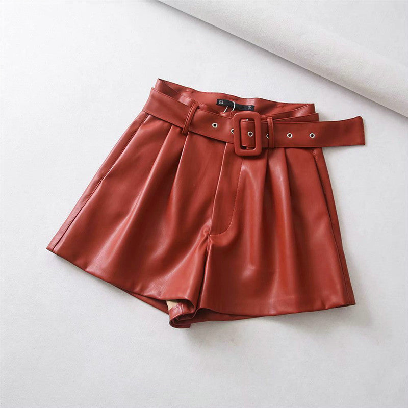 Bermuda Short Faux Cuir Taille Haute – Noir & Rouge
