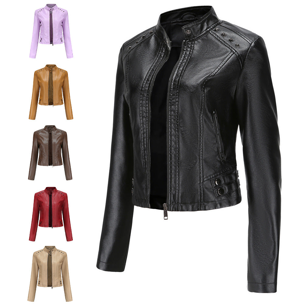 Veste Courte Cloutée en Similicuir – Col Montant & Coupe Slim