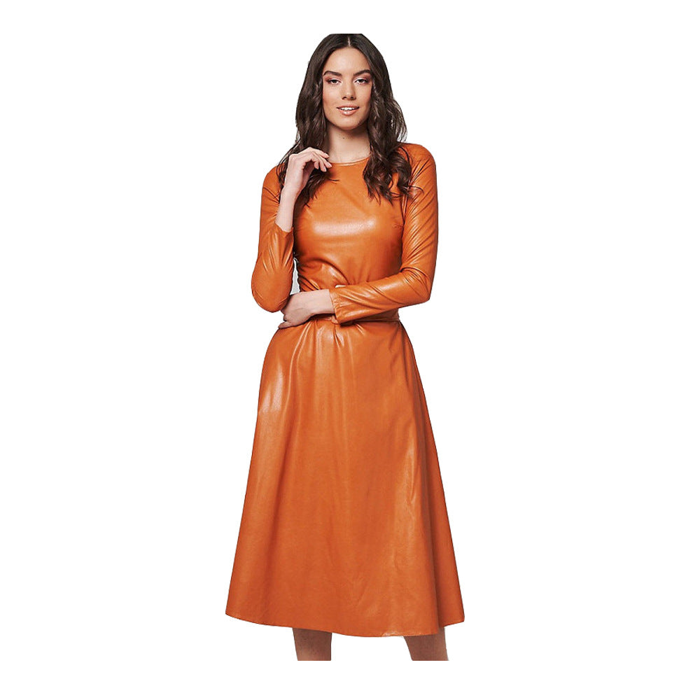 Robe Slim en Similicuir – Col Rond, Ceinture & Coupe Moulante
