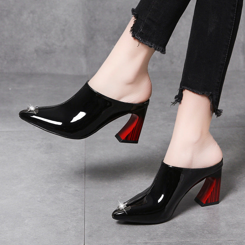 Escarpins Bout Fermé Talon Haut — Élégance Casual