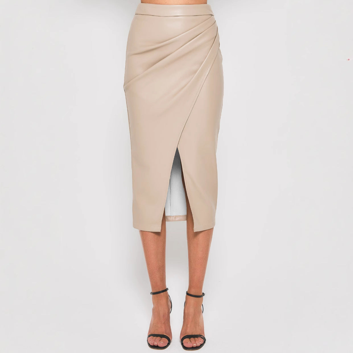 Jupe Simili Cuir Taille Haute Plissée – Fermeture Zip & Coupe Moulante