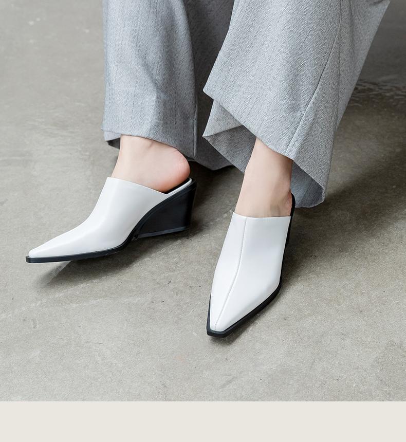 Mules à Talon Compensé Bout Fermé — Confort & Style