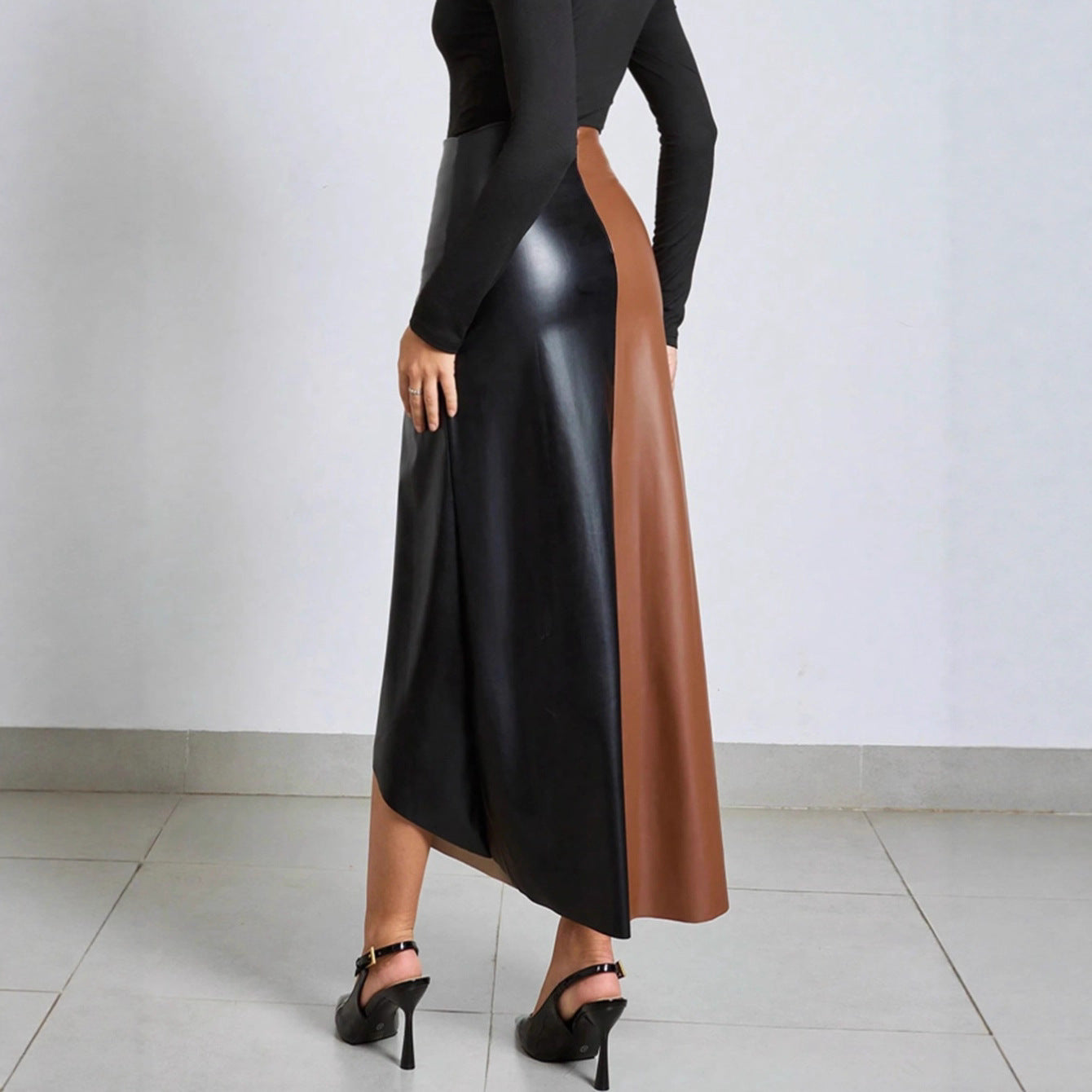 Jupe Midi Colorblock en Similicuir – Taille Haute & Fermeture Éclair