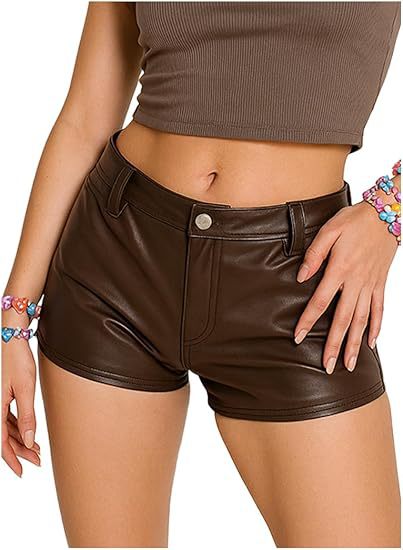 Micro-Short en Faux Cuir – Coupe Sexy & Taille Haute